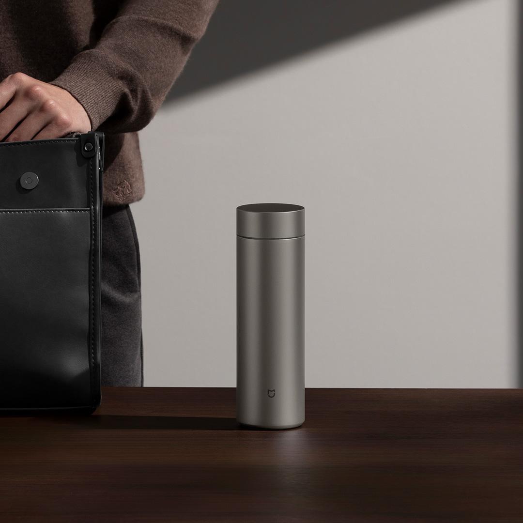 Xiaomi Smart Thermos Vacuum Fl - مراجعة Xiaomi Kitchen Gadgets وسعره